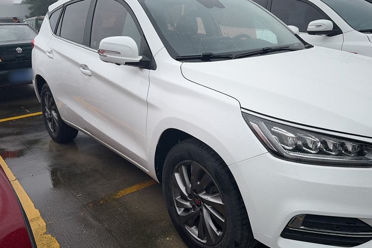 Used BYD Song 2019 1.5TI Automatic Smart Connect Dynamic Model Exterior 2