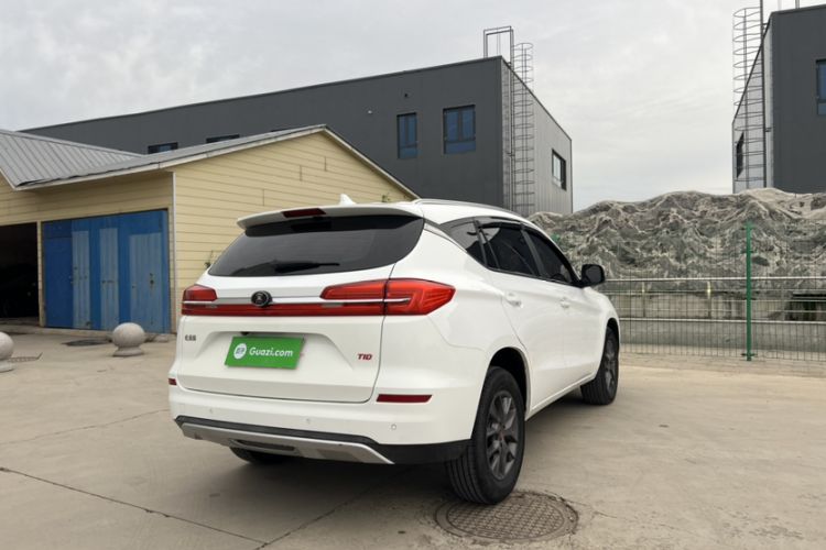 Used BYD Song 2019 1.5TI Automatic Smart Connect Luxurious Edition Exterior 5