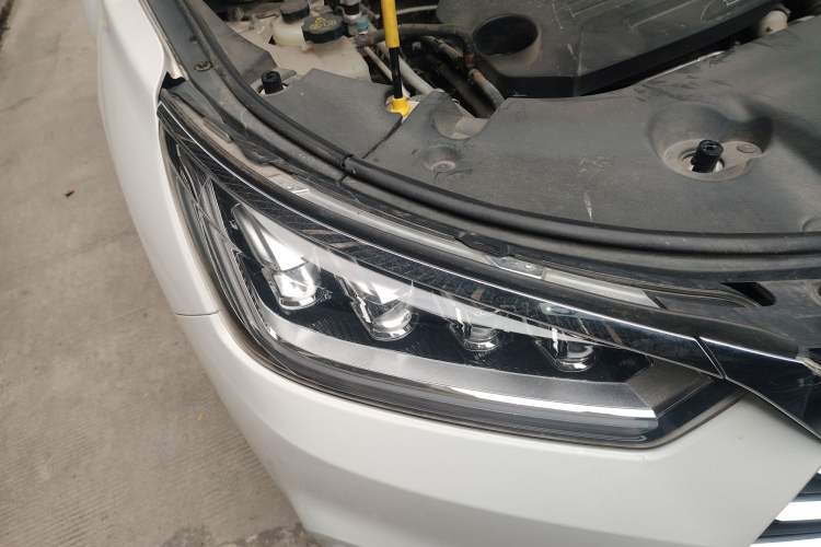 Used BYD Song 2019 1.5TI Manual Smart Connect Enjoyment Model Exterior 6
