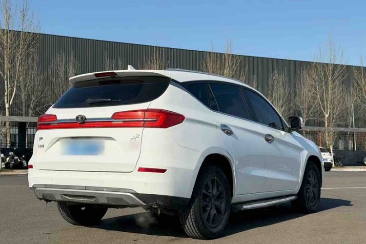 Used BYD Song 2019 1.5TI Automatic Smart Connect Luxurious Edition Exterior 8