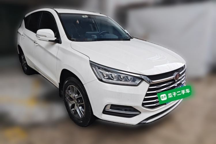 Used BYD Song 2019 1.5TI Manual Smart Connect Enhanced Model Front Right 45 Deg
