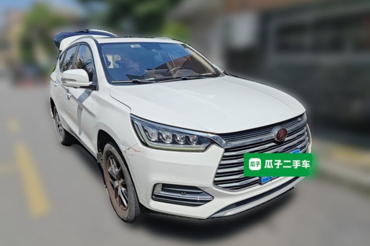Used BYD Song 2019 1.5TI Automatic Smart Connect Luxurious Edition Front Right 45 Deg