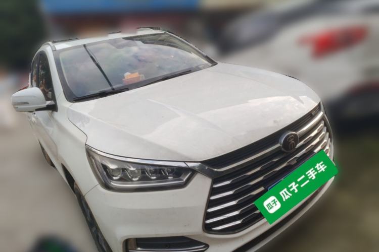 Used BYD Song 2019 1.5TI Automatic Smart Connect Luxurious Edition Front Right 45 Deg