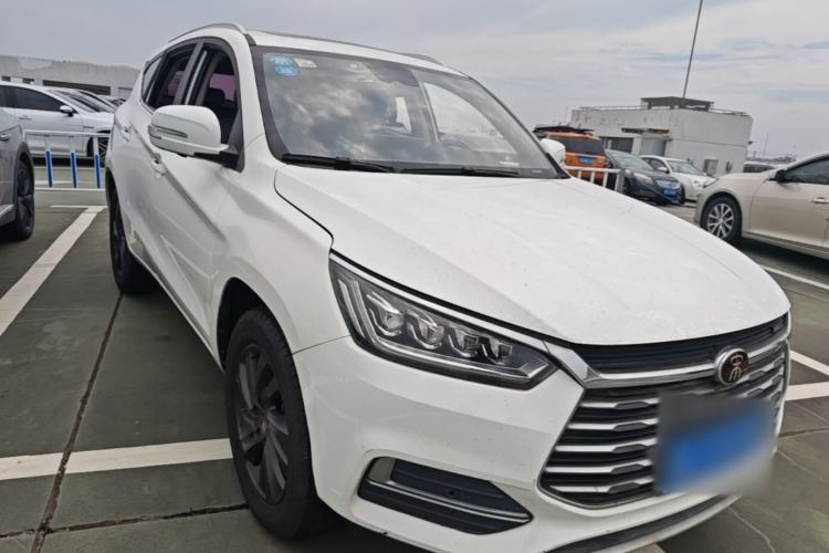 Used BYD Song 2019 1.5TI Automatic Smart Connect Luxe Version Front Right 45 Deg