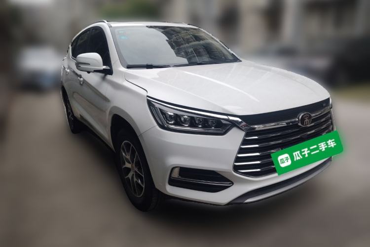 Used BYD Song 2019 1.5TI Manual Smart Connect Enjoyment Model Front Right 45 Deg