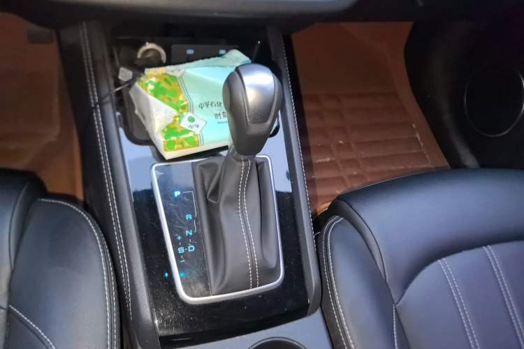 Used BYD Song 2019 1.5TI Automatic Smart Connect Dynamic Model Gear Lever