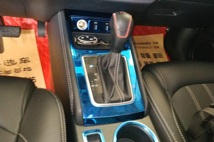 Used BYD Song 2019 1.5TI Automatic Smart Connect Luxurious Edition Gear Lever
