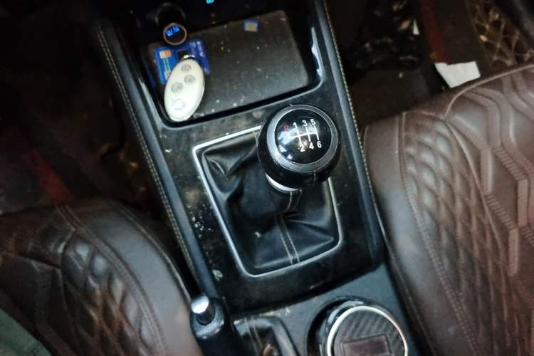 Used BYD Song 2019 1.5TI Manual Smart Connect Enjoyment Model Gear Lever