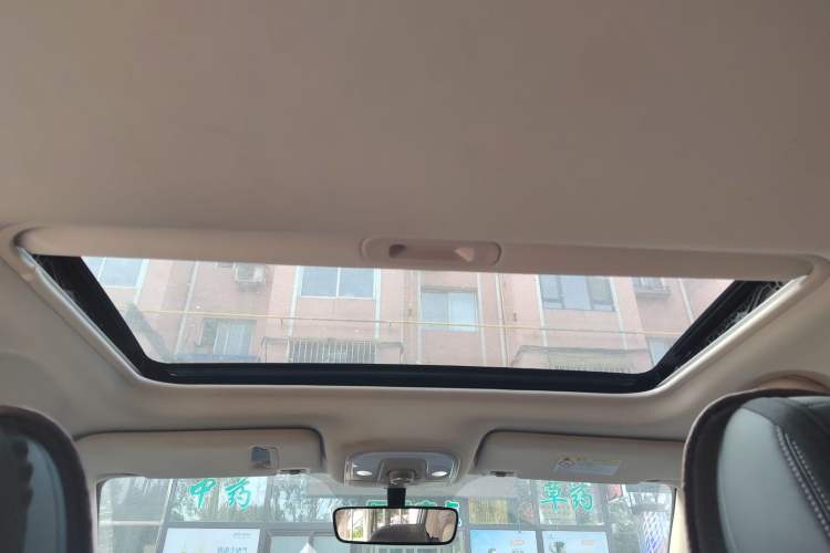 Used BYD Song 2019 1.5TI Automatic Smart Connect Luxurious Edition Headliner