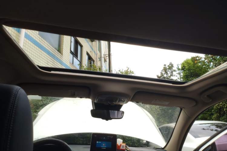Used BYD Song 2019 1.5TI Automatic Smart Connect Luxurious Edition Headliner