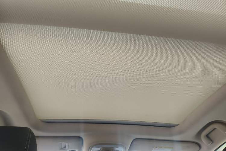 Used BYD Song 2019 1.5TI Automatic Smart Connect Luxe Version Headliner