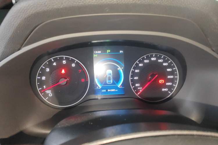 Used BYD Song 2019 1.5TI Automatic Smart Connect Luxurious Edition Instrument Cluster