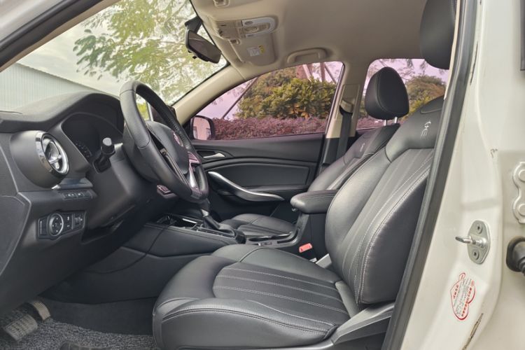 Used BYD Song 2019 1.5TI Automatic Smart Connect Dynamic Model Interior 2