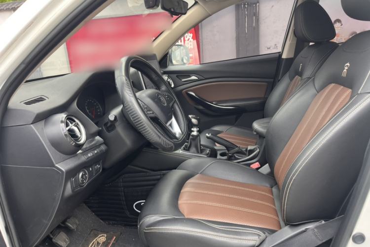 Used BYD Song 2019 1.5TI Manual Smart Connect Enhanced Model Interior 3