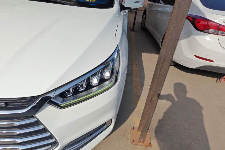 Used BYD Song 2019 1.5TI Manual Smart Connect Enhanced Model Left Front Headlight