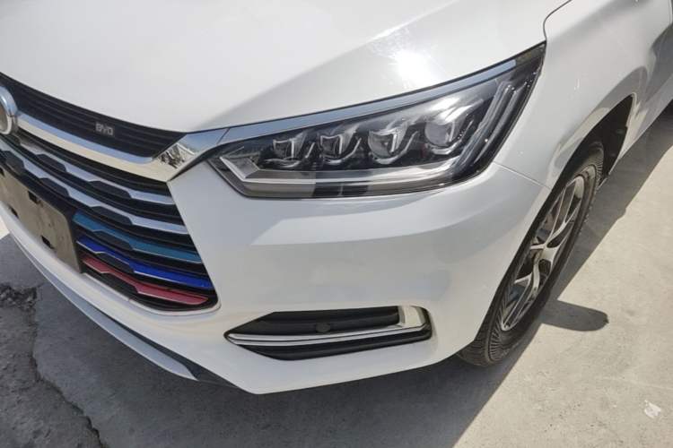 Used BYD Song 2019 1.5TI Manual Smart Connect Enhanced Model Left Front Headlight