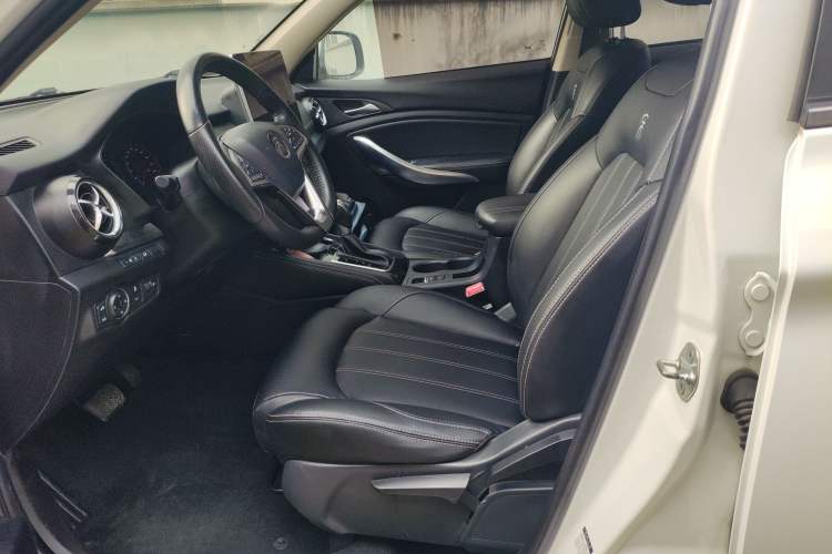 Used BYD Song 2019 1.5TI Automatic Smart Connect Luxurious Edition Left Front Seat