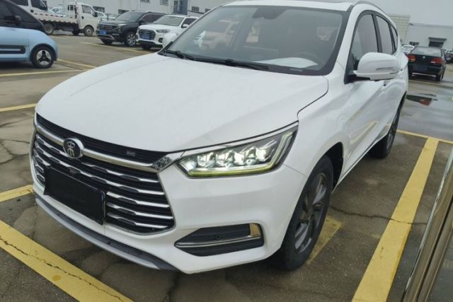 BYD Song 2019 1.5TI Automatic Smart Connect Luxe Version de segunda mano