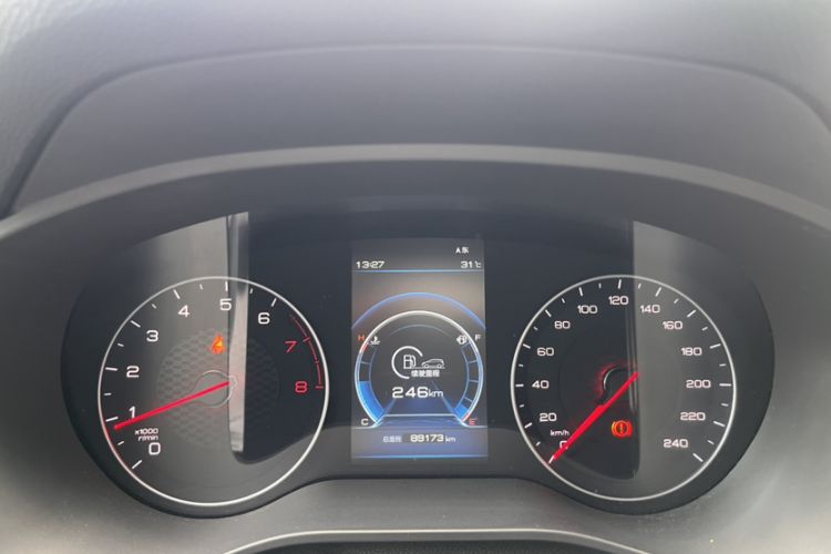 Used BYD Song 2019 1.5TI Manual Smart Connect Enhanced Model Odometer Close Up