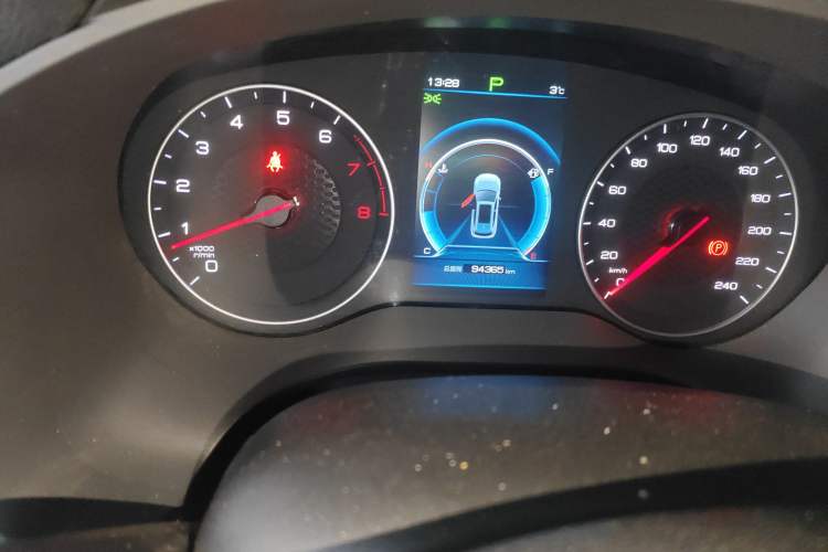 Used BYD Song 2019 1.5TI Automatic Smart Connect Luxurious Edition Odometer Close Up