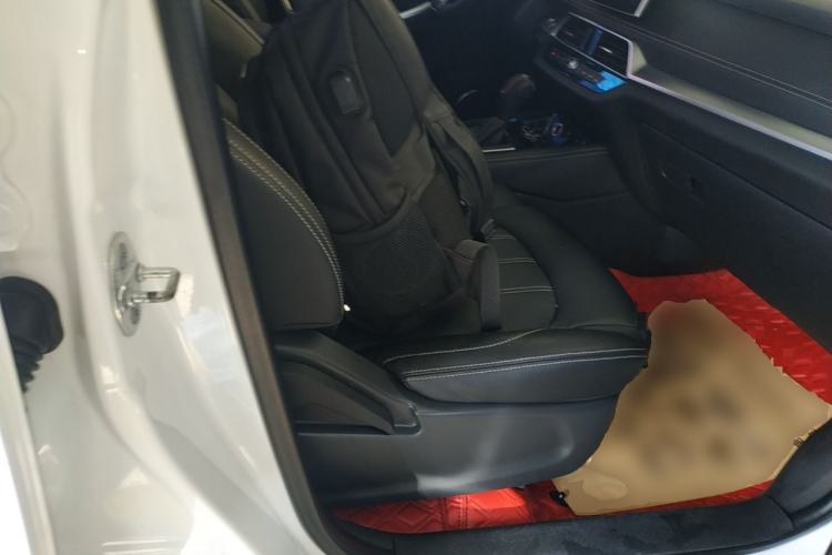 Used BYD Song 2019 1.5TI Automatic Smart Connect Luxurious Edition Right Front Seat