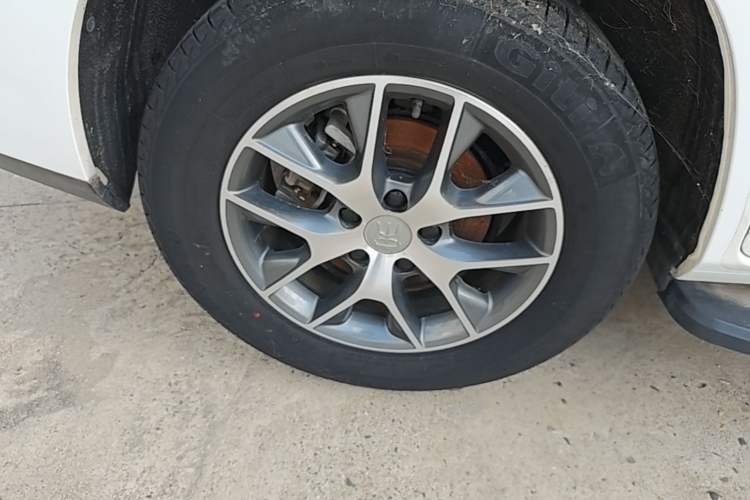 Used BYD Song 2019 1.5TI Manual Smart Connect Enhanced Model Right Rear Wheel Hub