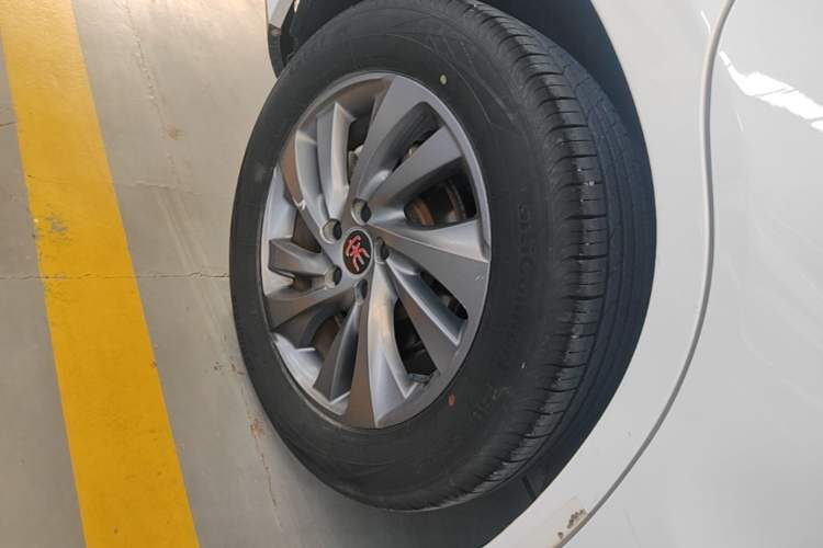 Used BYD Song 2019 1.5TI Automatic Smart Connect Dynamic Model Right Rear Wheel Hub
