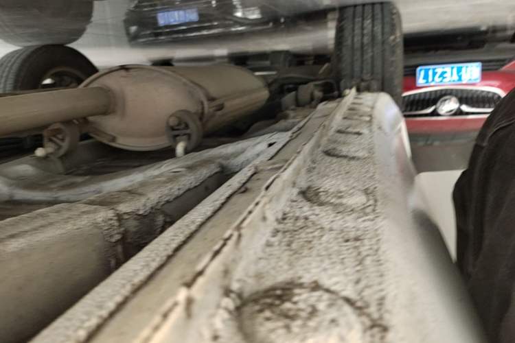 Used BYD Song 2019 1.5TI Manual Smart Connect Enhanced Model Right Side Sill