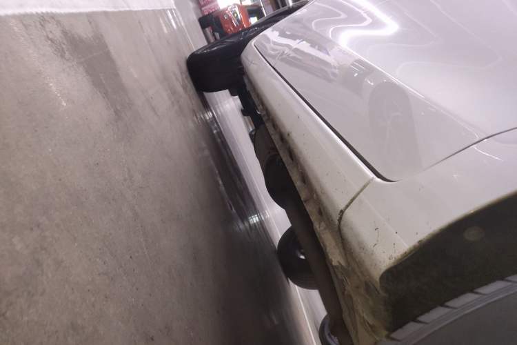 Used BYD Song 2019 1.5TI Automatic Smart Connect Dynamic Model Right Side Sill