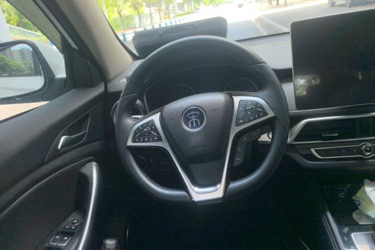 Used BYD Song 2019 1.5TI Automatic Smart Connect Luxurious Edition Steering Wheel