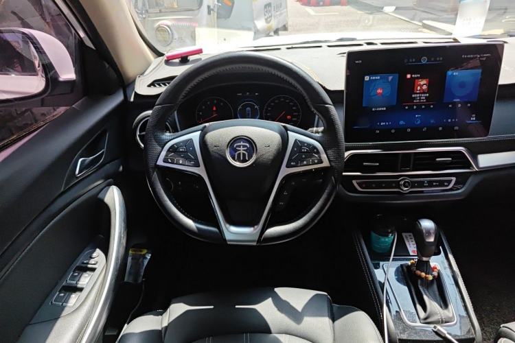 Used BYD Song 2019 1.5TI Automatic Smart Connect Luxurious Edition Steering Wheel