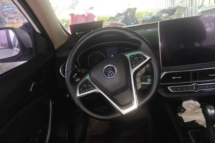 Used BYD Song 2019 1.5TI Automatic Smart Connect Luxurious Edition Steering Wheel