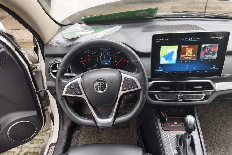 Used BYD Song 2019 1.5TI Automatic Smart Connect Luxe Version Steering Wheel