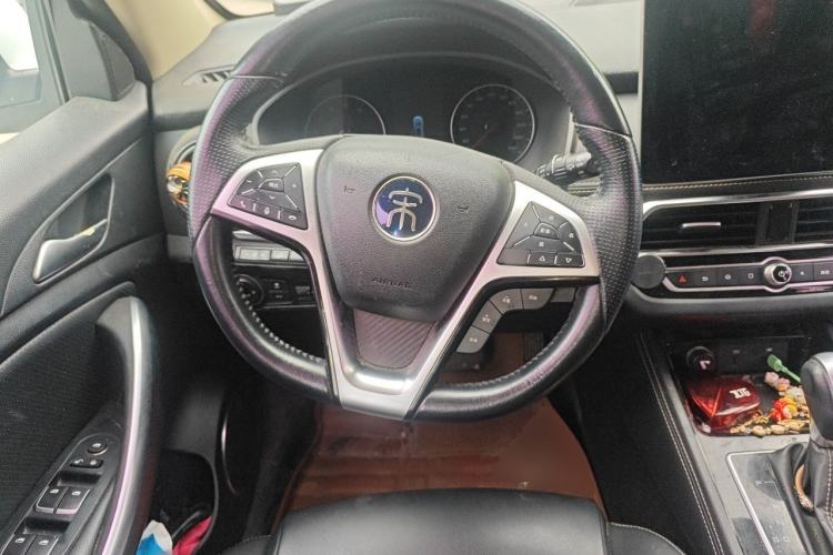 Used BYD Song 2019 1.5TI Automatic Smart Connect Luxurious Edition Steering Wheel