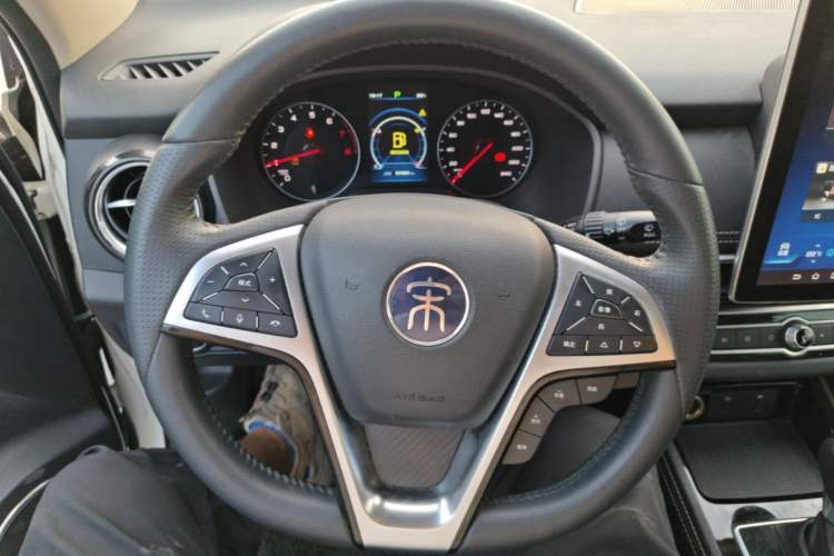 Used BYD Song 2019 1.5TI Automatic Smart Connect Dynamic Model Steering Wheel