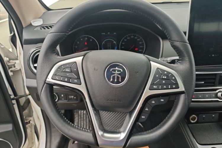 Used BYD Song 2019 1.5TI Automatic Smart Connect Luxe Version Steering Wheel