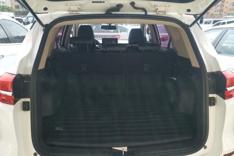 Used BYD Song 2019 1.5TI Automatic Smart Connect Dynamic Model Trunk