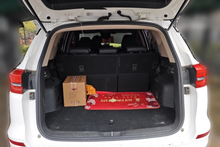 Used BYD Song 2019 1.5TI Automatic Smart Connect Luxurious Edition Trunk