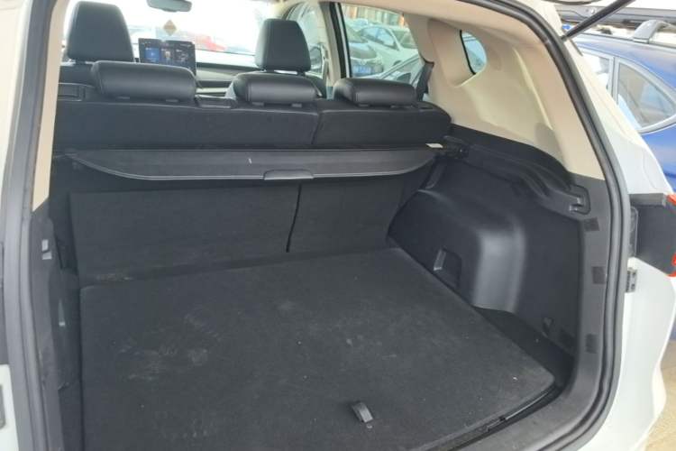 Used BYD Song 2019 1.5TI Automatic Smart Connect Luxe Version Trunk