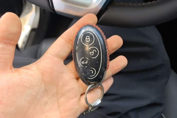 Used BYD Song 2019 1.5TI Automatic Smart Connect Luxe Version Vehicle Key