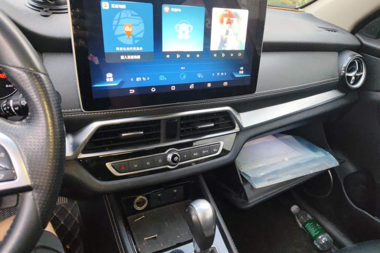Used BYD Song 2019 1.5TI Automatic Smart Connect Luxe Version Audio And AC Panel