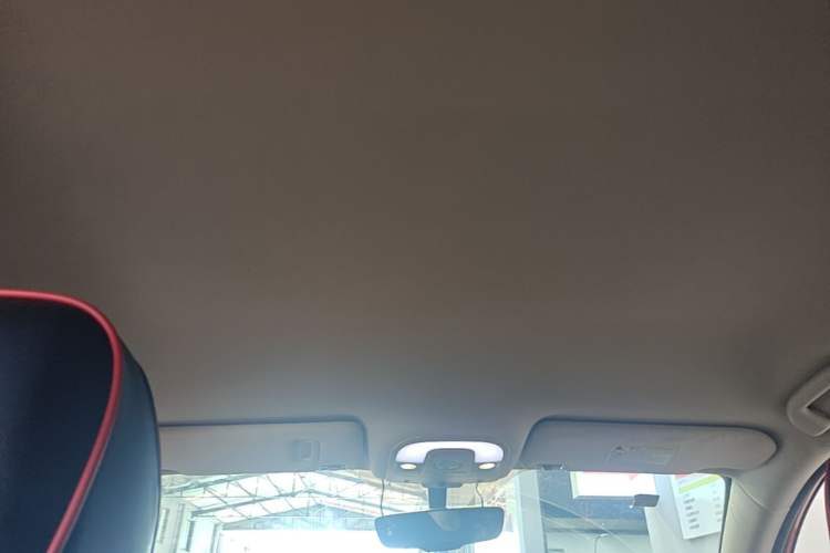 Used BYD Song 2019 1.5TI Manual Smart Connect Enhanced Model Headliner