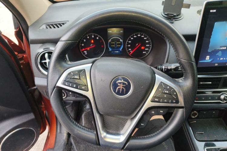 Used BYD Song 2019 1.5TI Automatic Smart Connect Luxe Version Steering Wheel