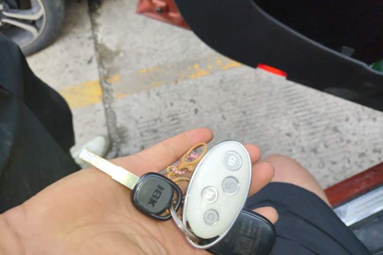 Used BYD Song 2019 1.5TI Automatic Smart Connect Luxe Version Vehicle Key
