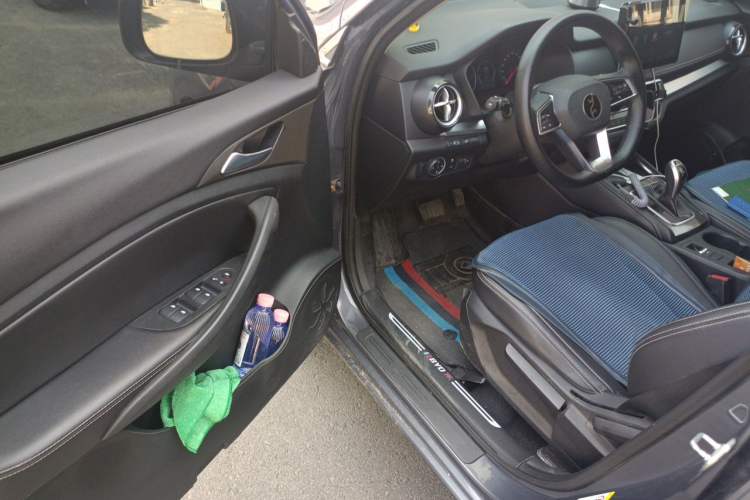 Used BYD Song 2020 Classic Edition 1.5T Automatic Elite Model Driver Seat