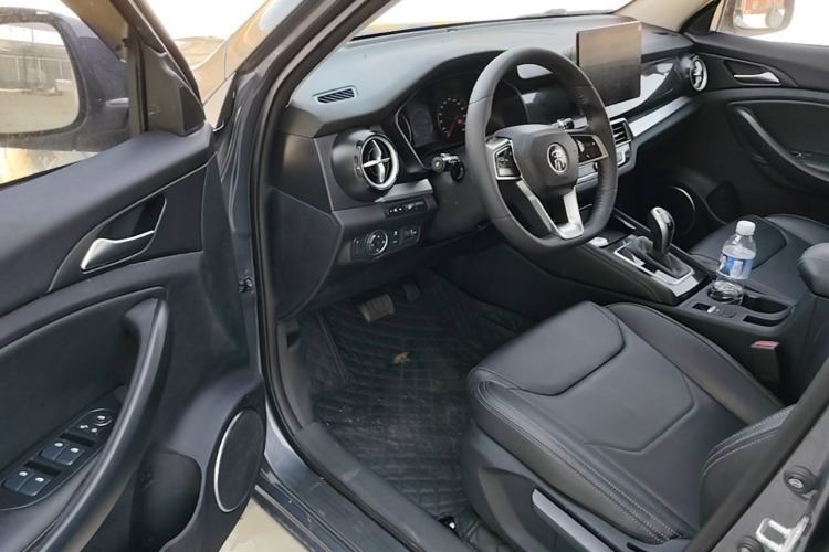 Used BYD Song 2020 Classic Edition 1.5T Automatic Elite Model Driver Seat