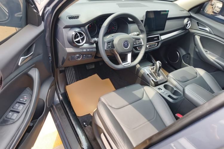 Used BYD Song 2020 Classic Edition 1.5T Automatic Elite Model Driver Seat