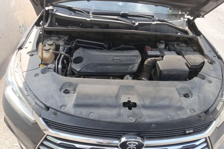 Used BYD Song 2020 Classic Edition 1.5T Automatic Elite Model Engine Bay