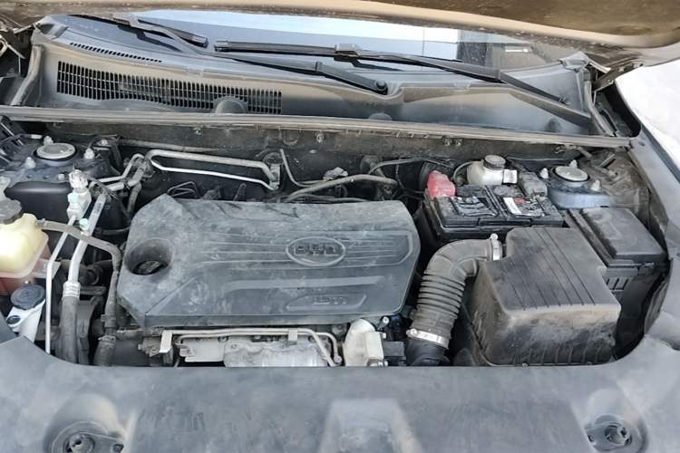 Used BYD Song 2020 Classic Edition 1.5T Automatic Elite Model Engine Bay