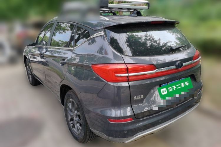 Used BYD Song 2020 Classic Edition 1.5T Manual Luxury Model Exterior 3